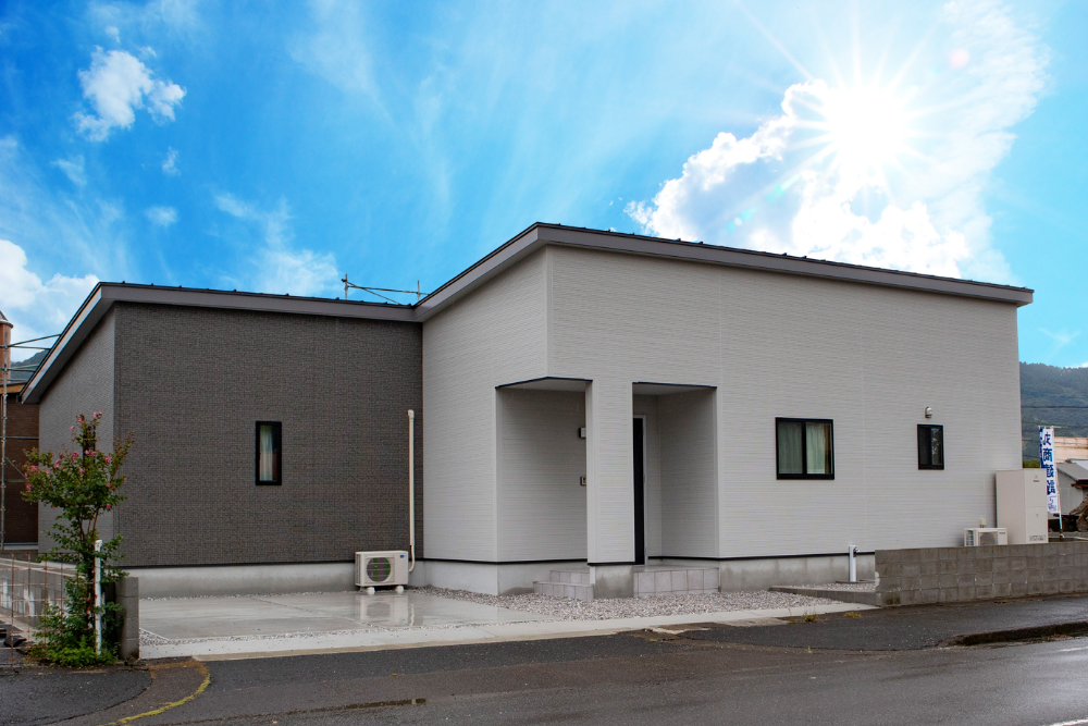 【日南店】園田北道路前平屋建モデル